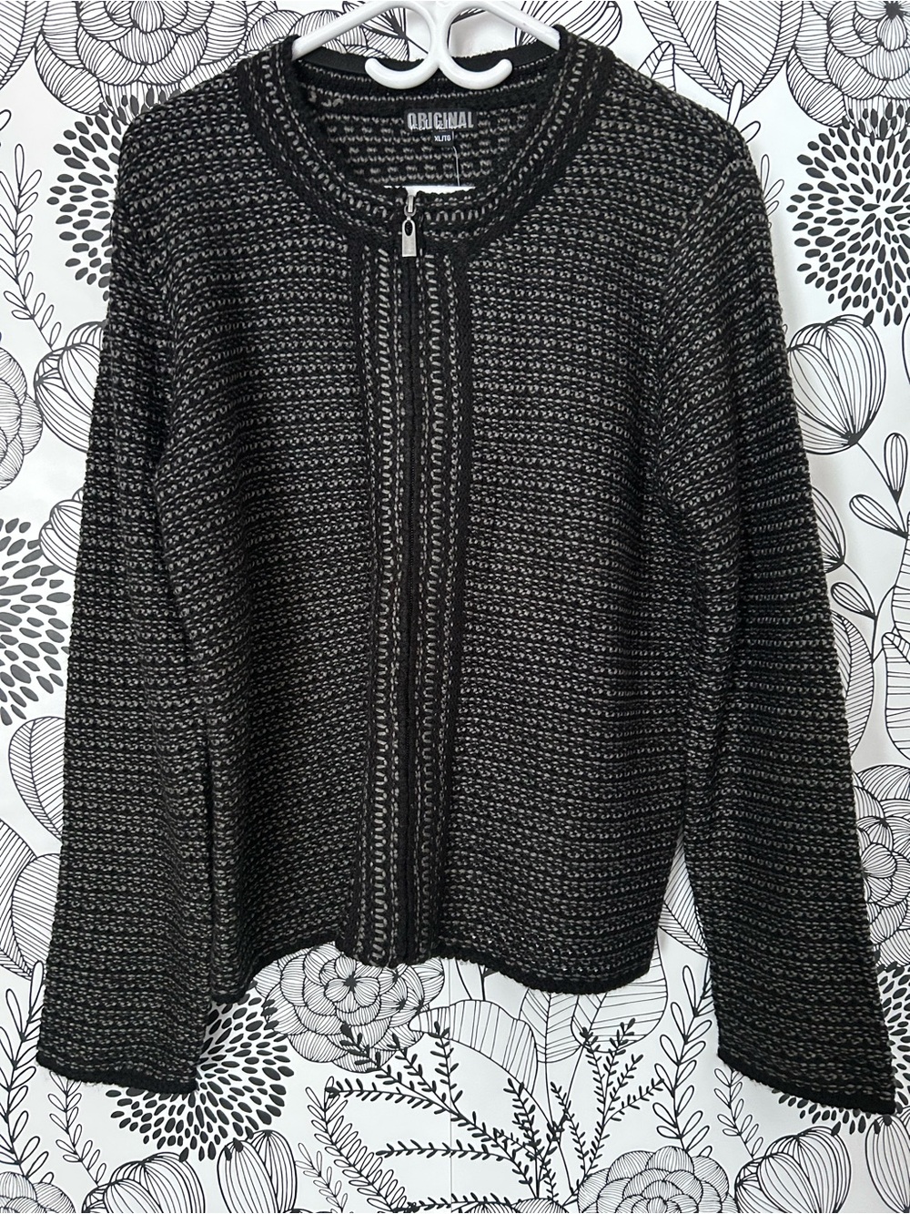 NWT Nicole Miller Zip-Up Cardigan Black and Grey Sweater